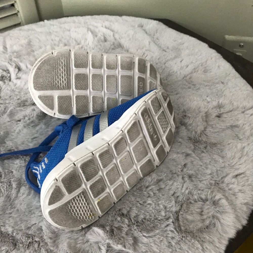 Adidas Toddler size 6 Running Shoes - Picture 3 of 3